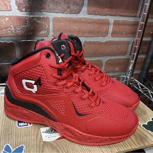 Men's Q4 Basketball sneakers Racing Red BRAND NEW IN BOX Size 9.5 Men’s